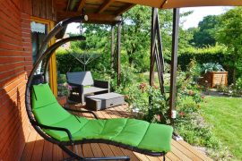 Comment aménager une petite terrasse en été pour en profiter pleinement ?