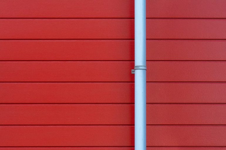 Gouttières obstruées : comprendre les risques et agir avant qu'il ne soit trop tard