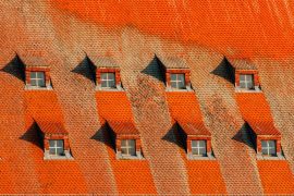 Pourquoi les réparations de toiture à Laval ne ressemblent plus à ce qu'elles étaient
